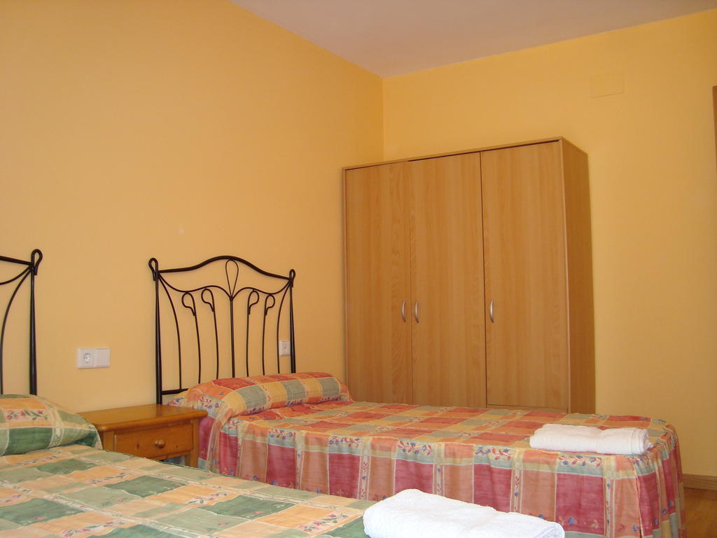 Apartamentos Saila كاستيخون ذي سوئسّي الغرفة الصورة