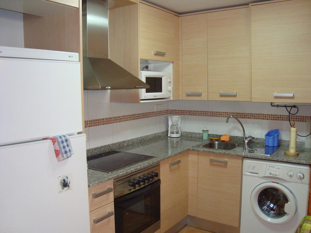 Apartamentos Saila كاستيخون ذي سوئسّي الغرفة الصورة